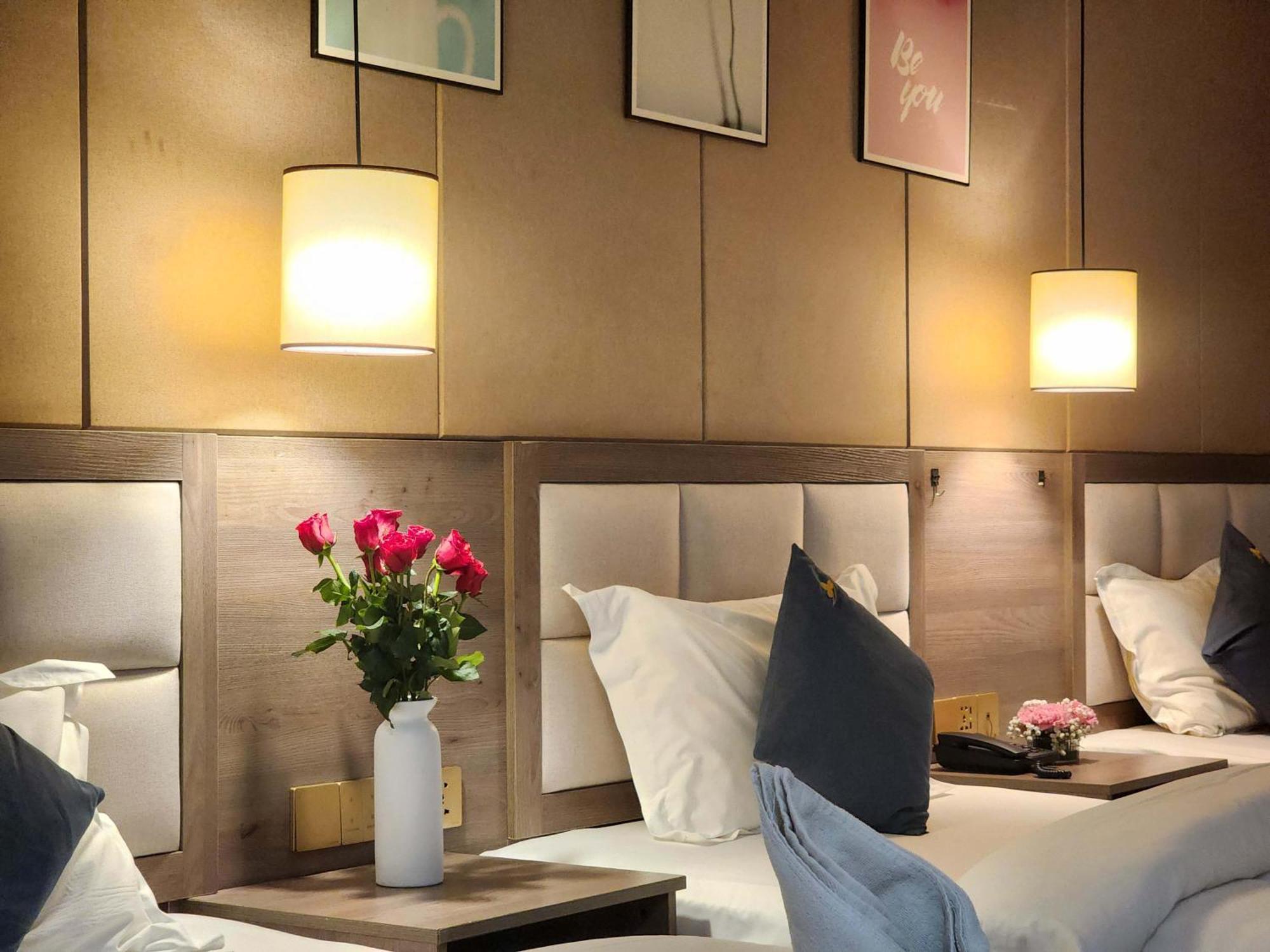 889 Boutique Hotel Phnom-Penh Buitenkant foto